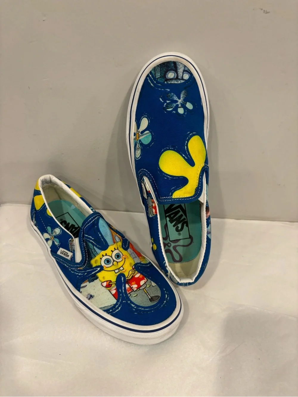 Vans Kids Slip-On Sneakers - Blue with Yellow SpongeBob Graphic
